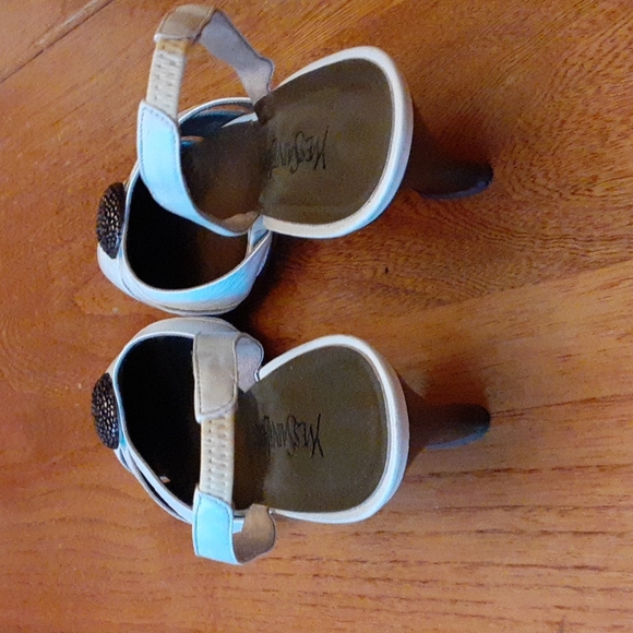 Vtg YvesSaintLaurent Open Heel Pump Sz 7M White Leather Shoe - Picture 4 of 12